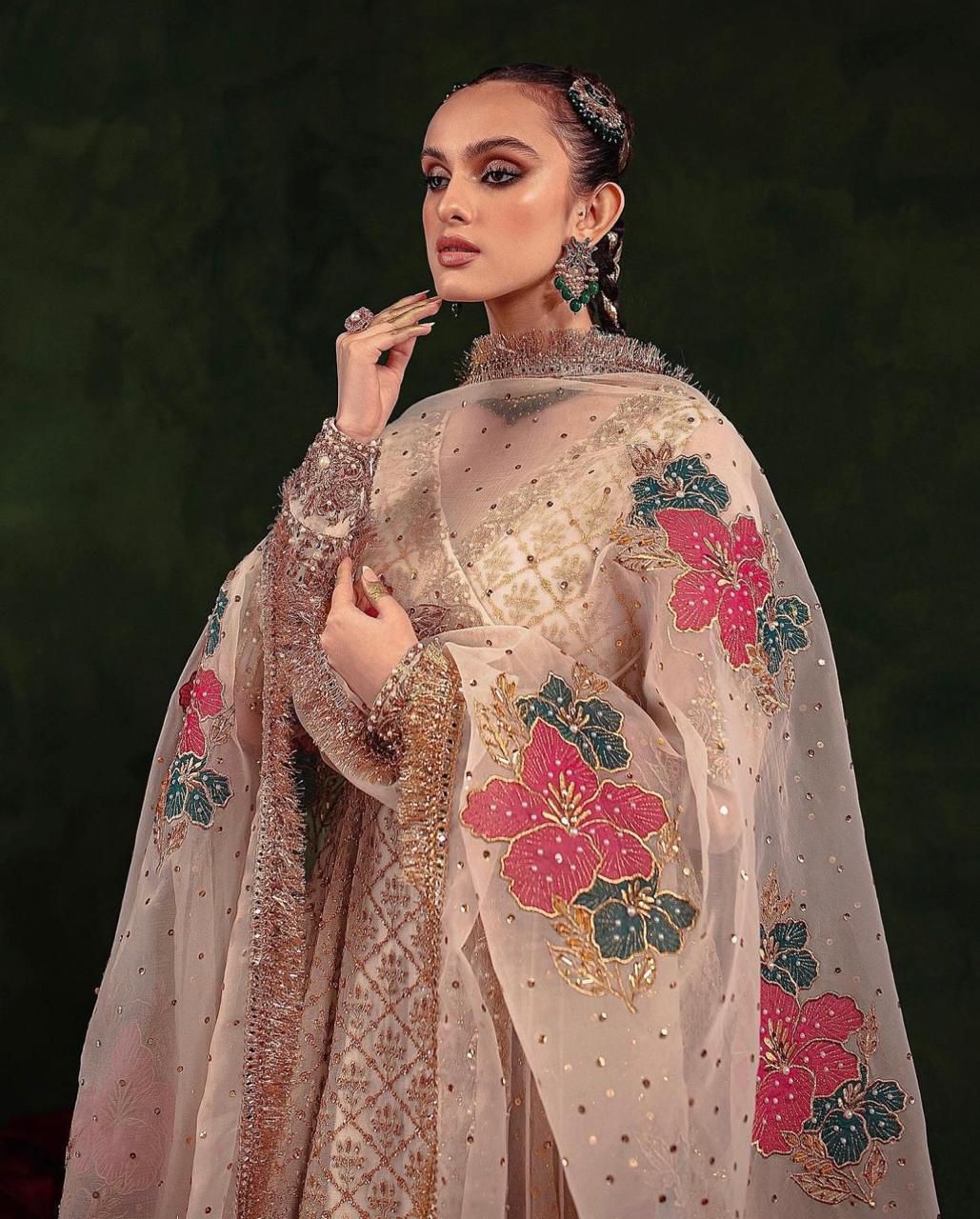 🔥 #FANCY #COLLECTION 🔥

Beautiful Handwork Adda Work With Zaari Sequence Embroidery 🧵 Organza Shirt Along With HandPaint 🎨 Heavy Fancy Organza Duppata 2pc