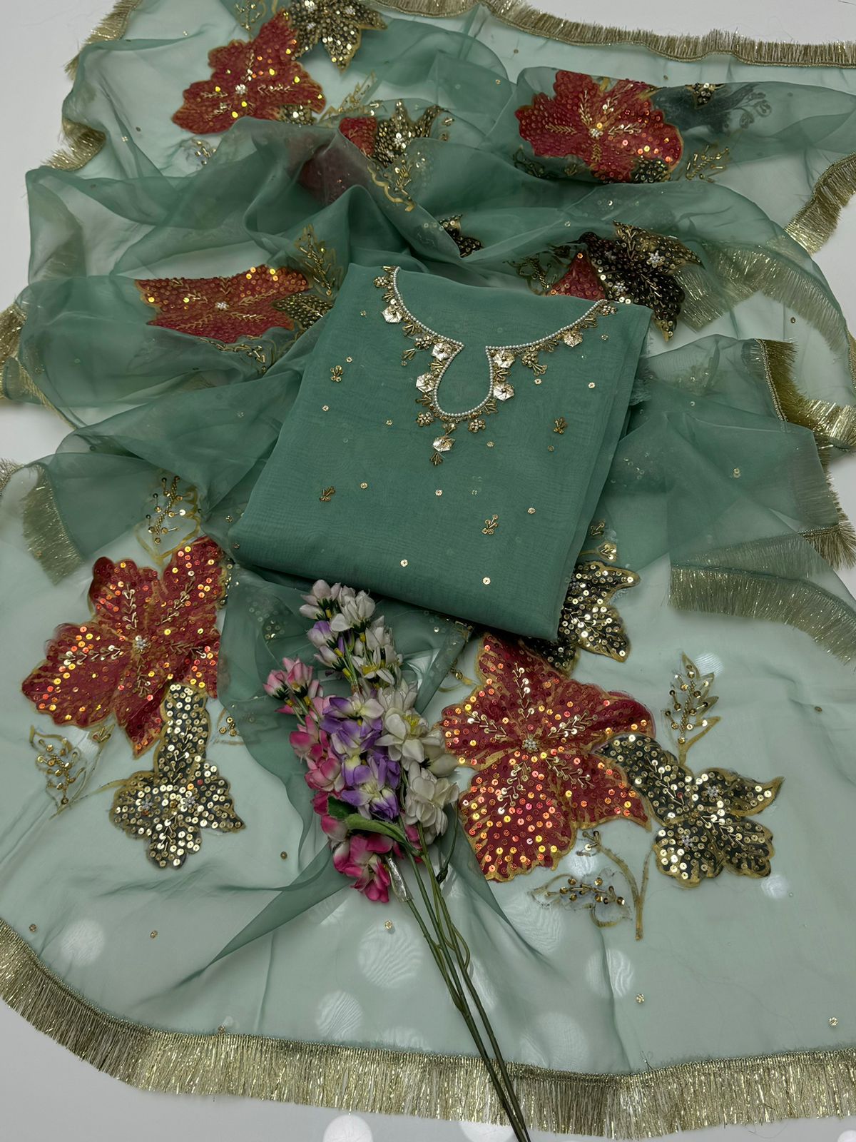 🔥 #FANCY #COLLECTION 🔥

Beautiful Handwork Adda Work With Zaari Sequence Embroidery 🧵 Organza Shirt Along With HandPaint 🎨 Heavy Fancy Organza Duppata 2pc